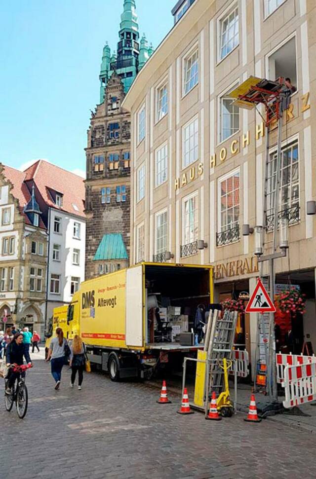 Umzug in Münster mit Außenaufzug